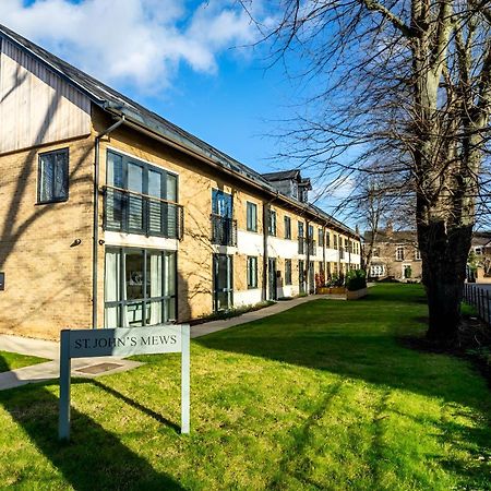 Modern Apartment In Central Quiet York With Free Parking - Contemporary New Building Exteriér fotografie