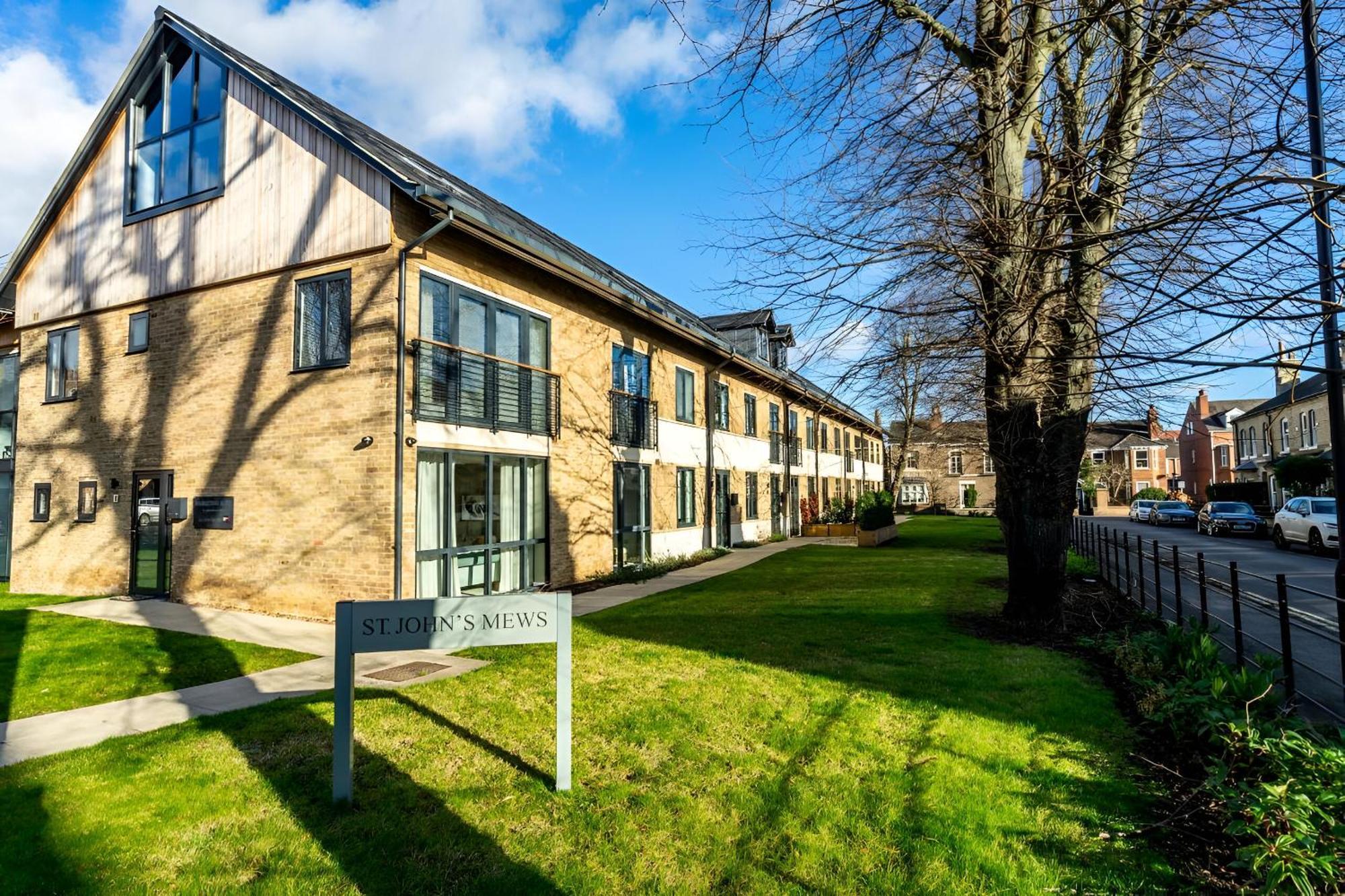 Modern Apartment In Central Quiet York With Free Parking - Contemporary New Building Exteriér fotografie